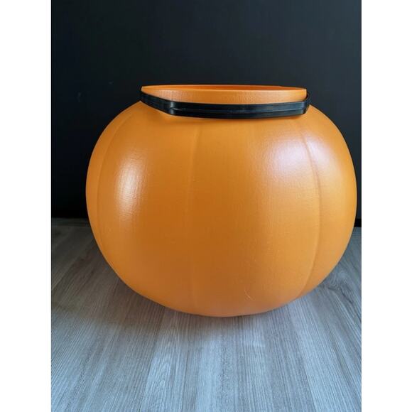 JUMBO 16" Halloween Blow Mold Pumpkin Pail Target Large Candy Bucket w/ Handle - Picture 4 of 6